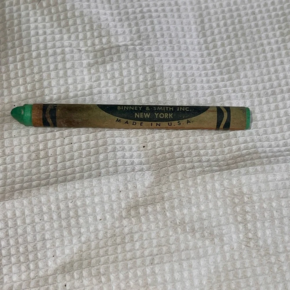 11 Vintage Retired/ Discontinued Binney & Smith Crayola Crayons made in the USA